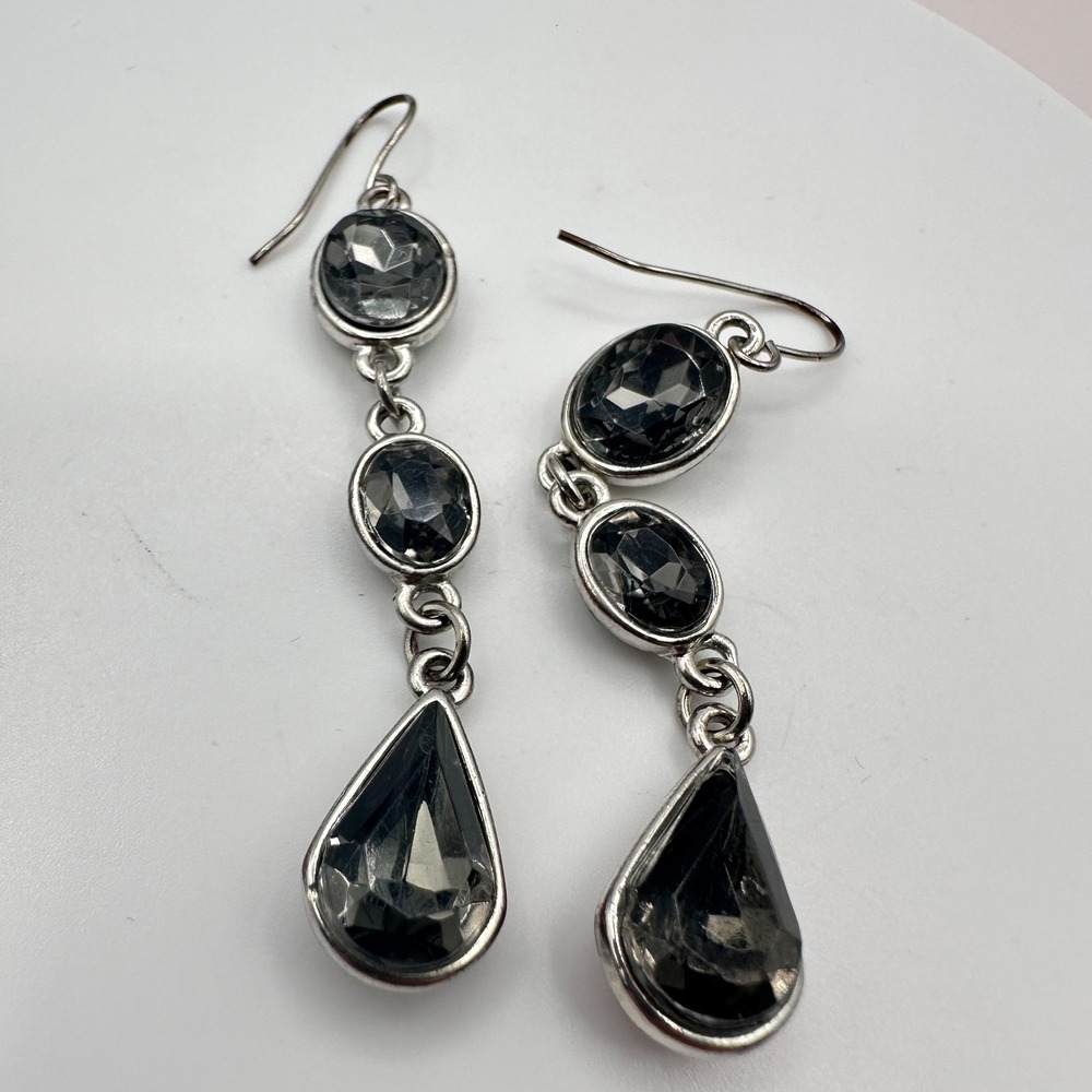 Vintage 90s Silver Tone Smoke Grey Glass Tiered Teardrop Dangle Earrings Jewelry
